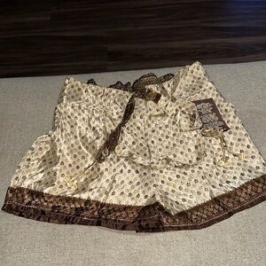 Casual Cream and Brown Geometric Pattern Shorts